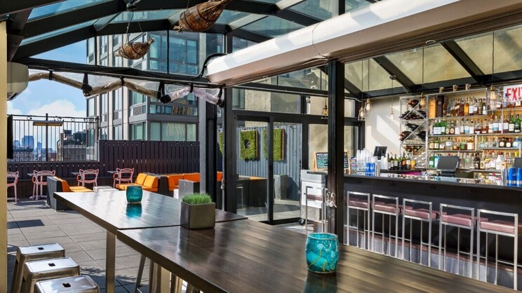 NYMA, The New York Manhattan Hotel